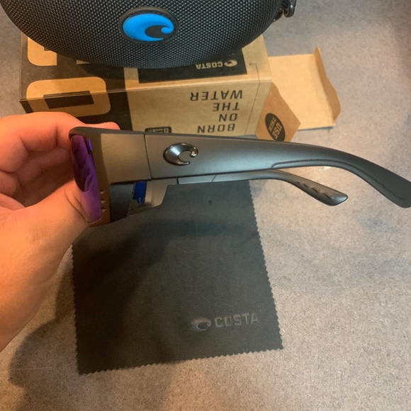 Costa del mar Tuna Alley mens sunglasses - Picture 2 of 3